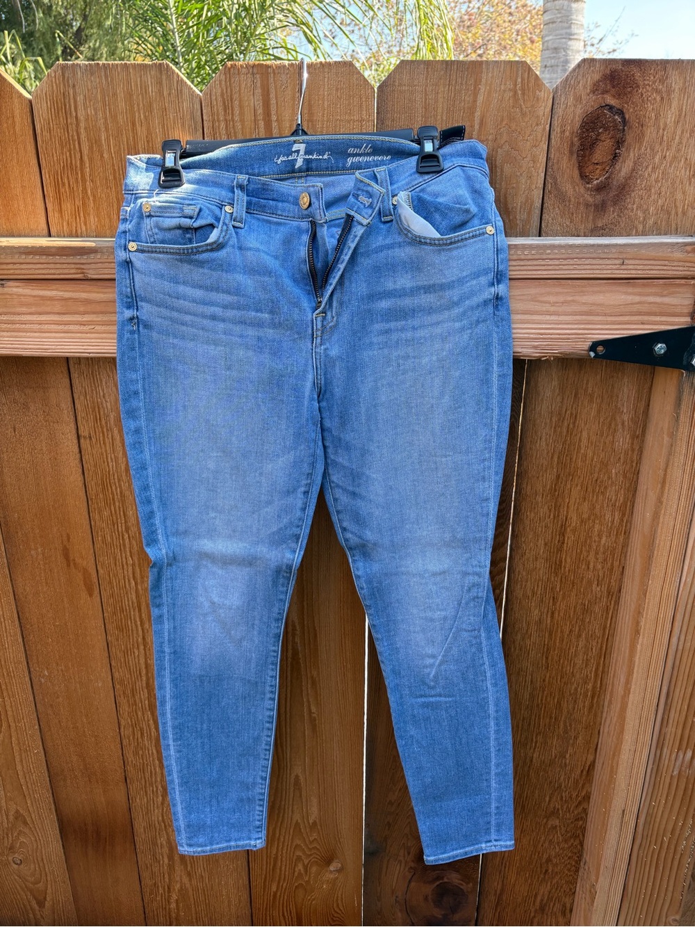 7 For All Mankind Light Blue Women's Skinny Jeans